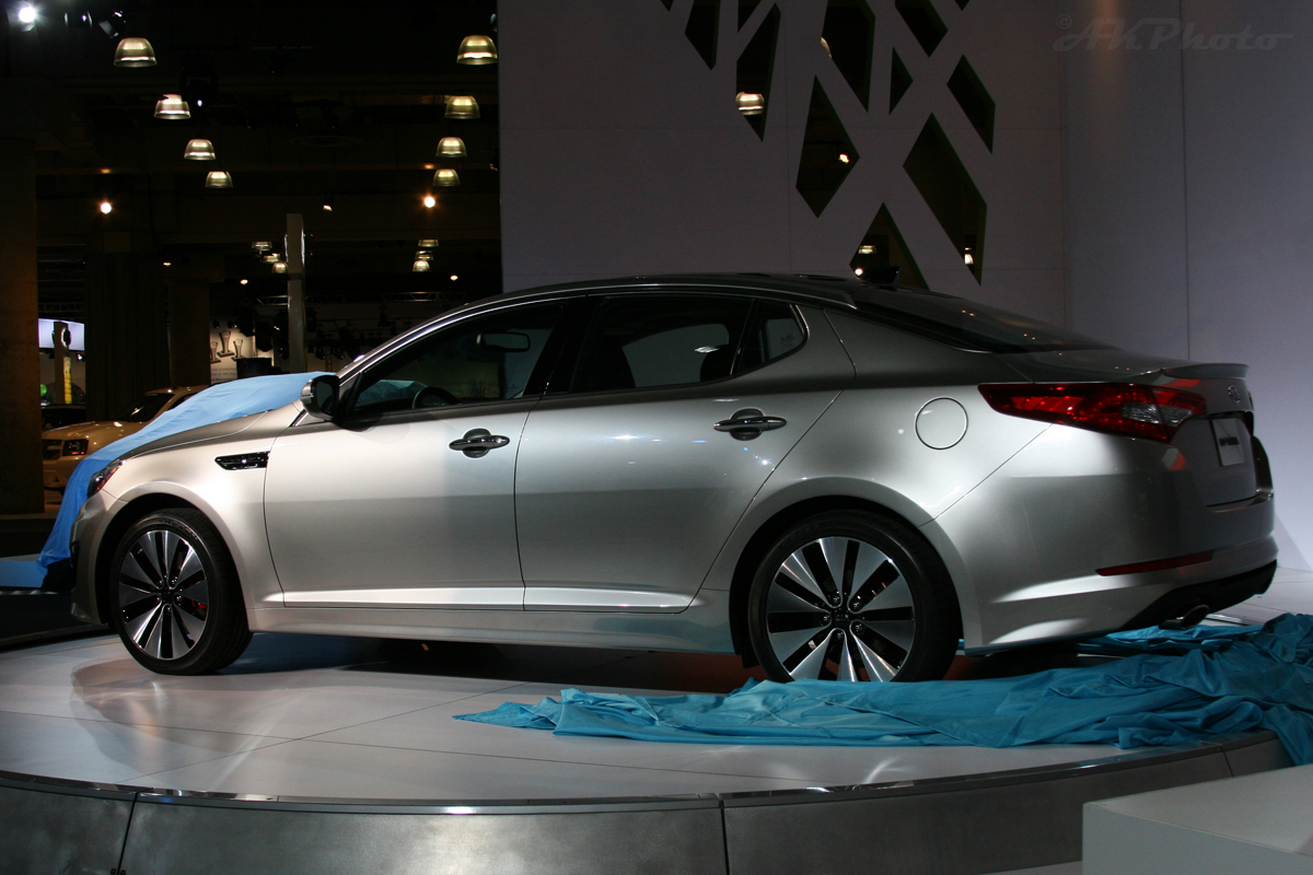 2011 Kia Optima - First Look