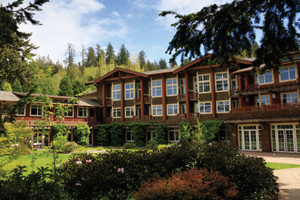 Alderbrook Resort: Photo by Alex Kwanten