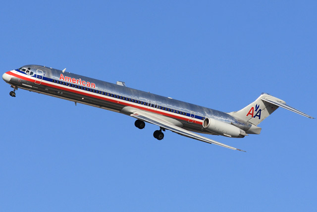 AA MD-82 at LaGuardia
