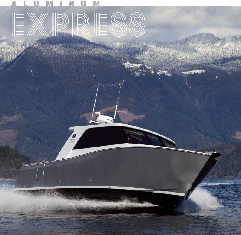 Coastal Craft 33 Express, Photo: Alex Kwanten